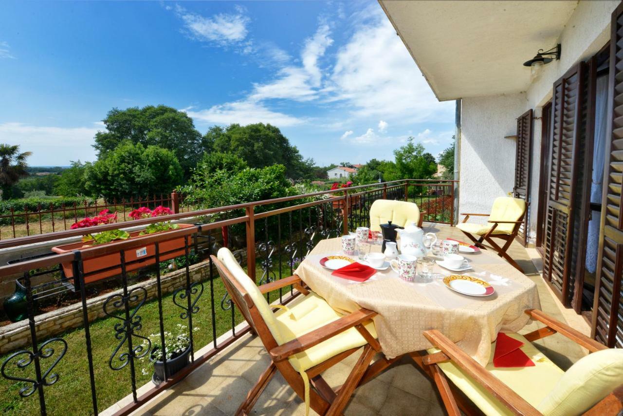 Apartment Kuki Poreč Exterior foto